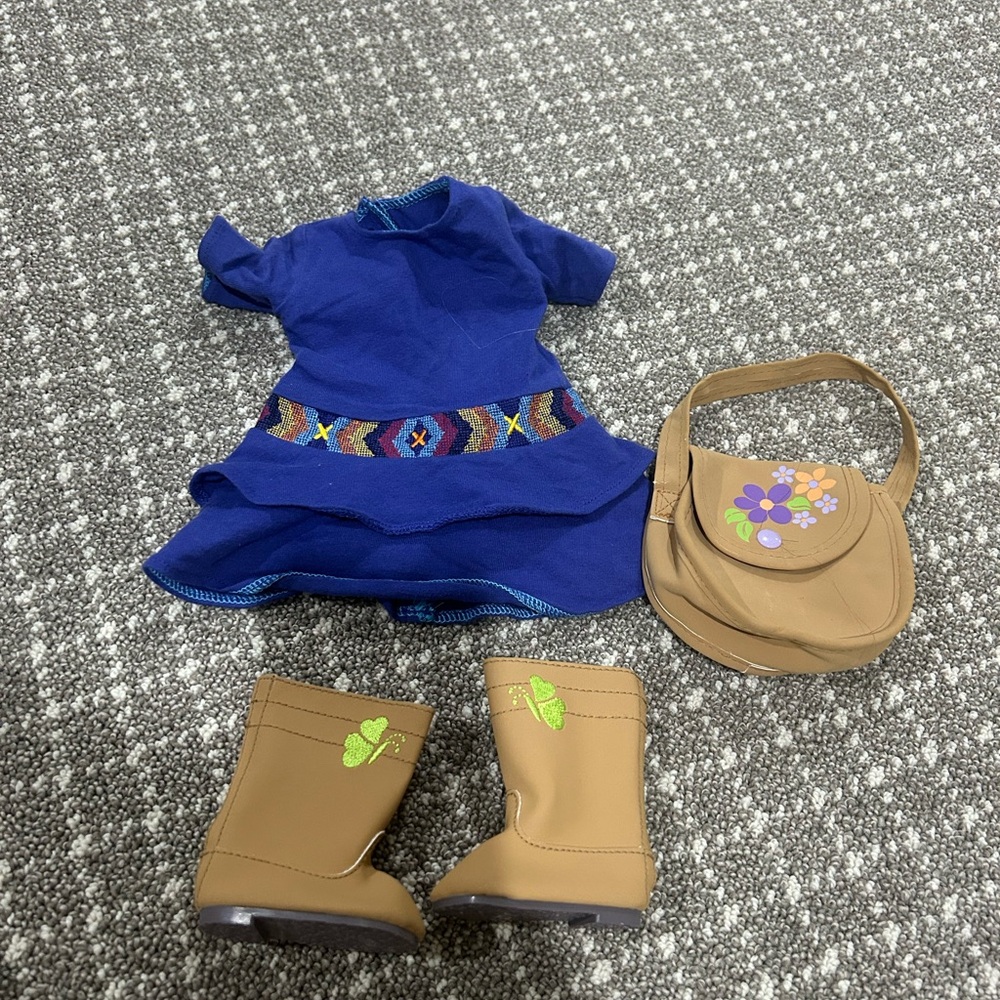 American Girl Saige Clothing & Accessories